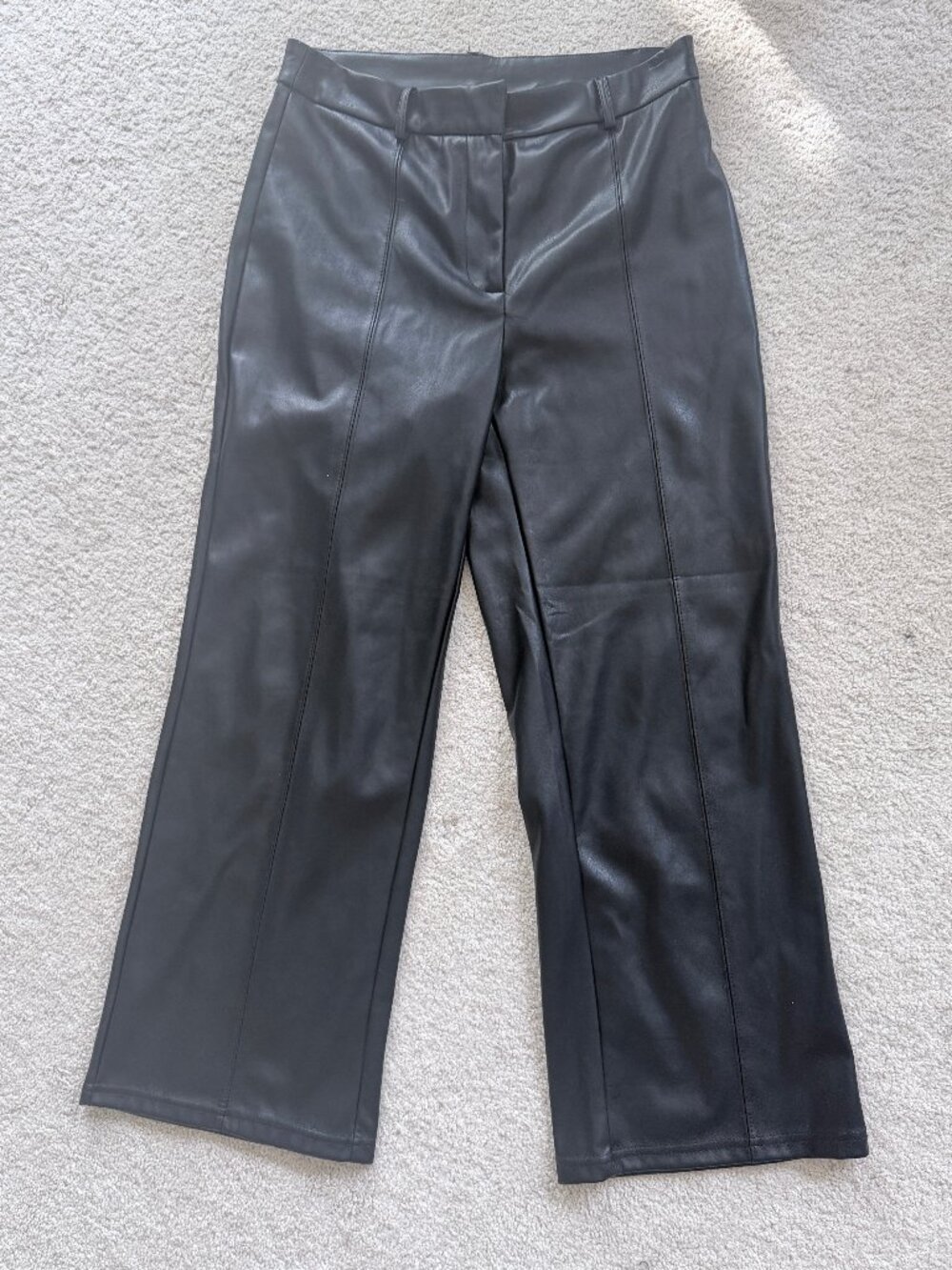 Avec Le Filles faux leather black pants, Sz Medium, NWT